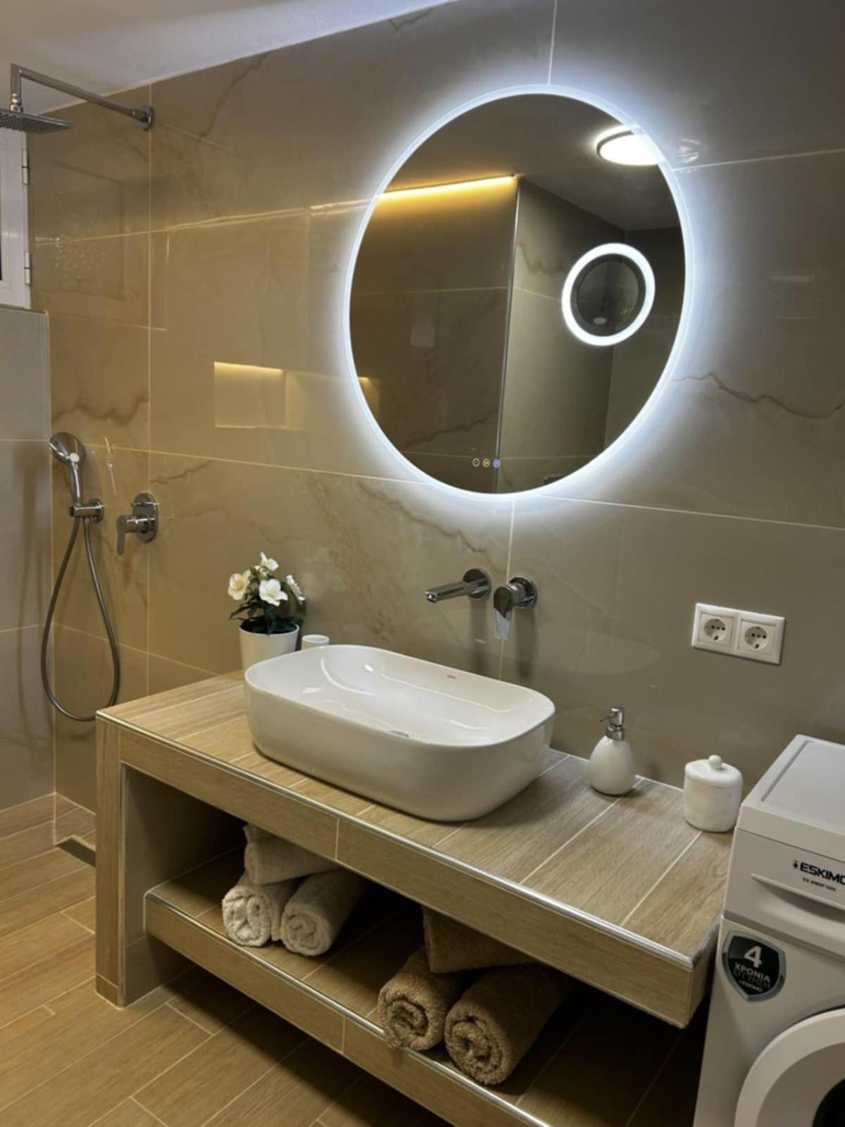 Bozikis House! A Cosy Apartment In The City Centre Skiatos Zewnętrze zdjęcie